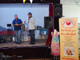 Künstler helfen Kinder - Mit Musik zur Menschlichkeit